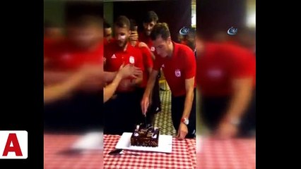Robinho�dan çiftetelli şov