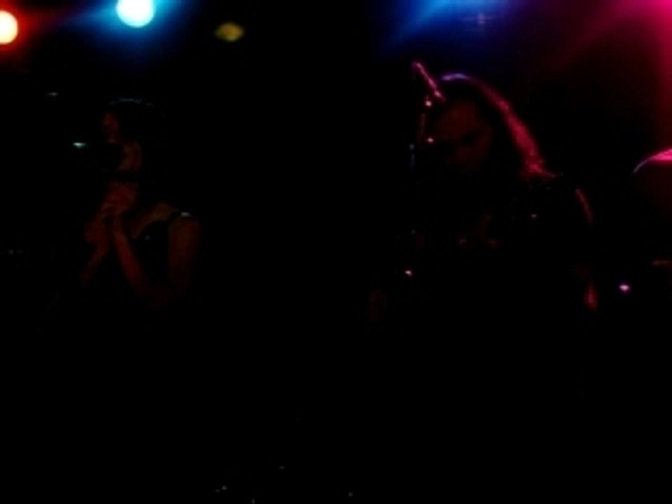 Flyleaf Acoustic I'm So Sick 9-19-07 Fletchers