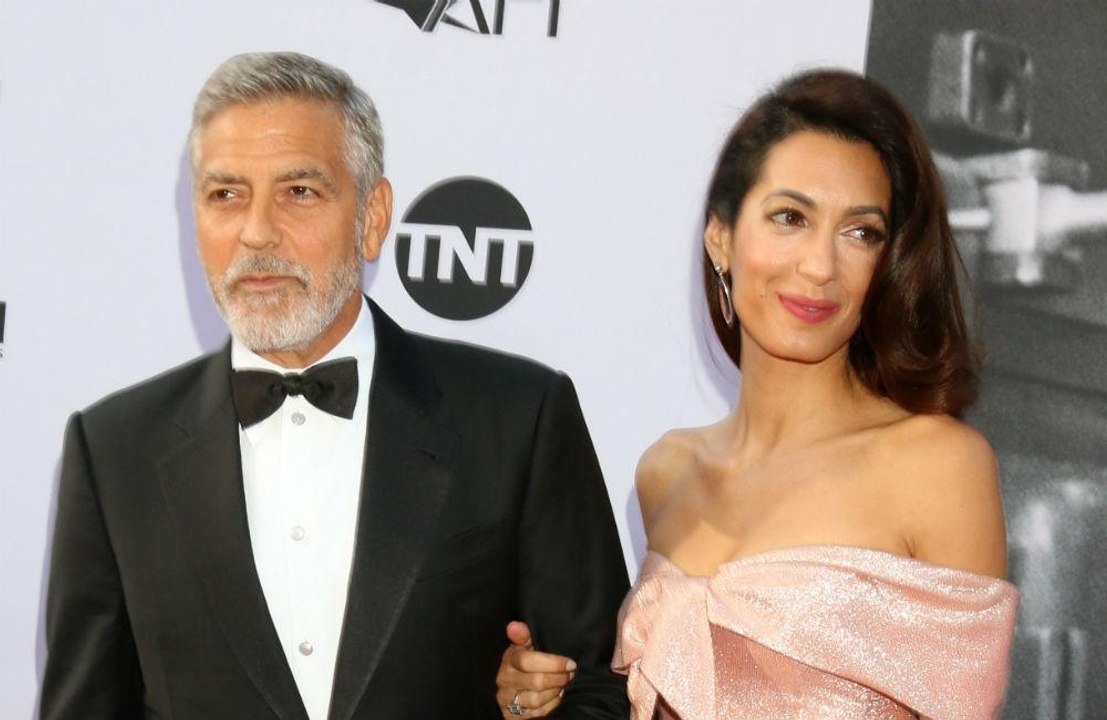 Amal Clooney: Fürsorgliche Ehefrau