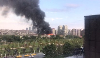 İstanbul'da Eski Tekstil Atölyesinde Yangın