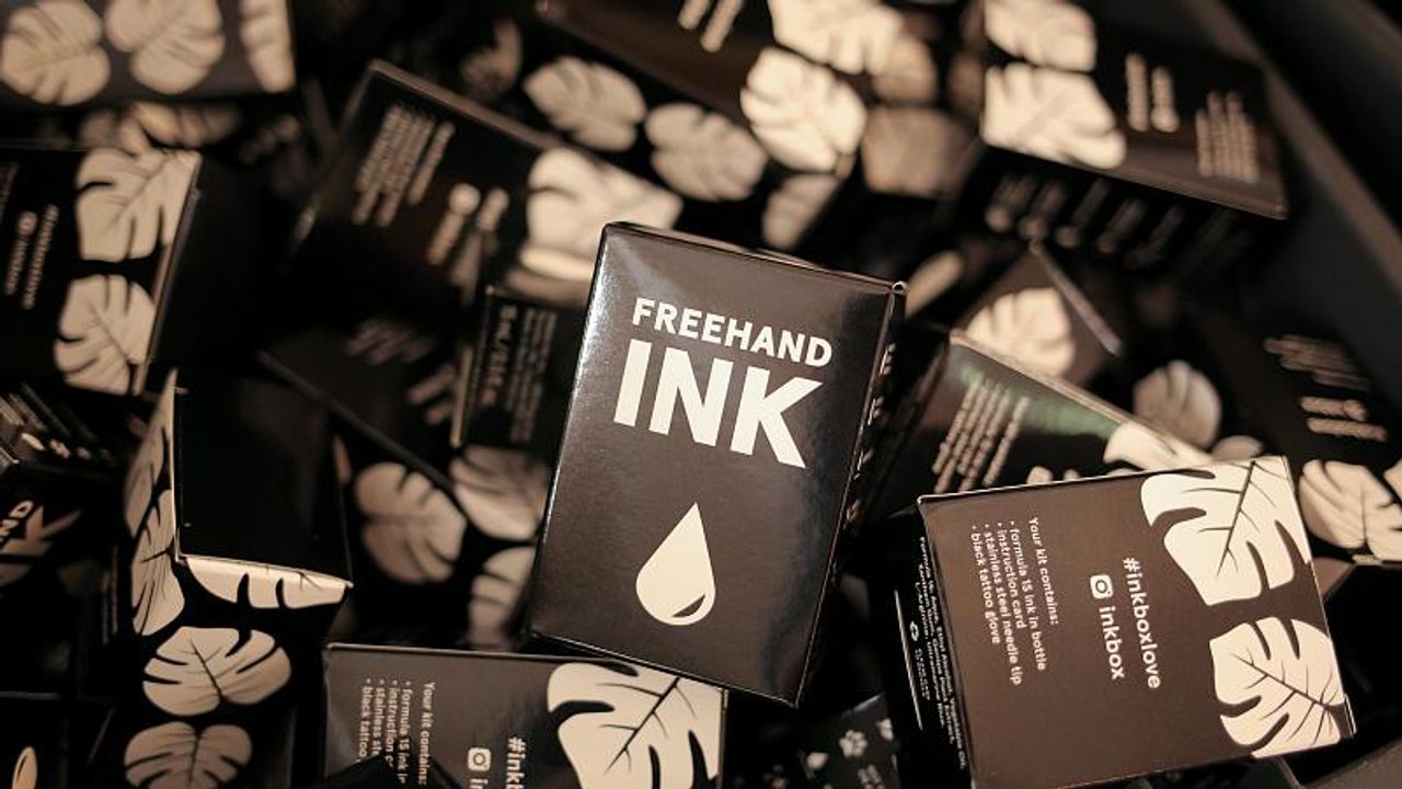 Tatuagens temporárias são negócio de sucesso