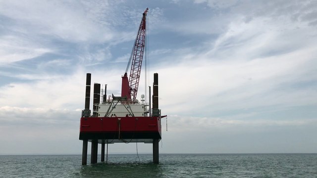 Pour trois mois d'étude, la plateforme Excalibur a pris ses quartiers au large de Dieppe