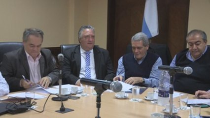 Sindicatos argentinos insisten con más "medidas de fuerza" si no se frena trato con FMI