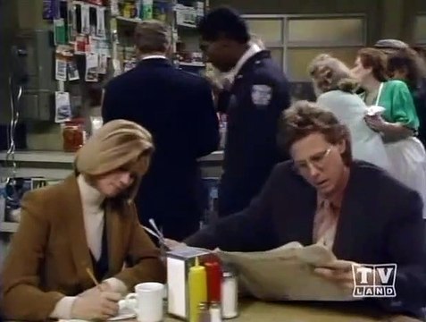 Night Court - S08 E21 Mac Takes a Vocation