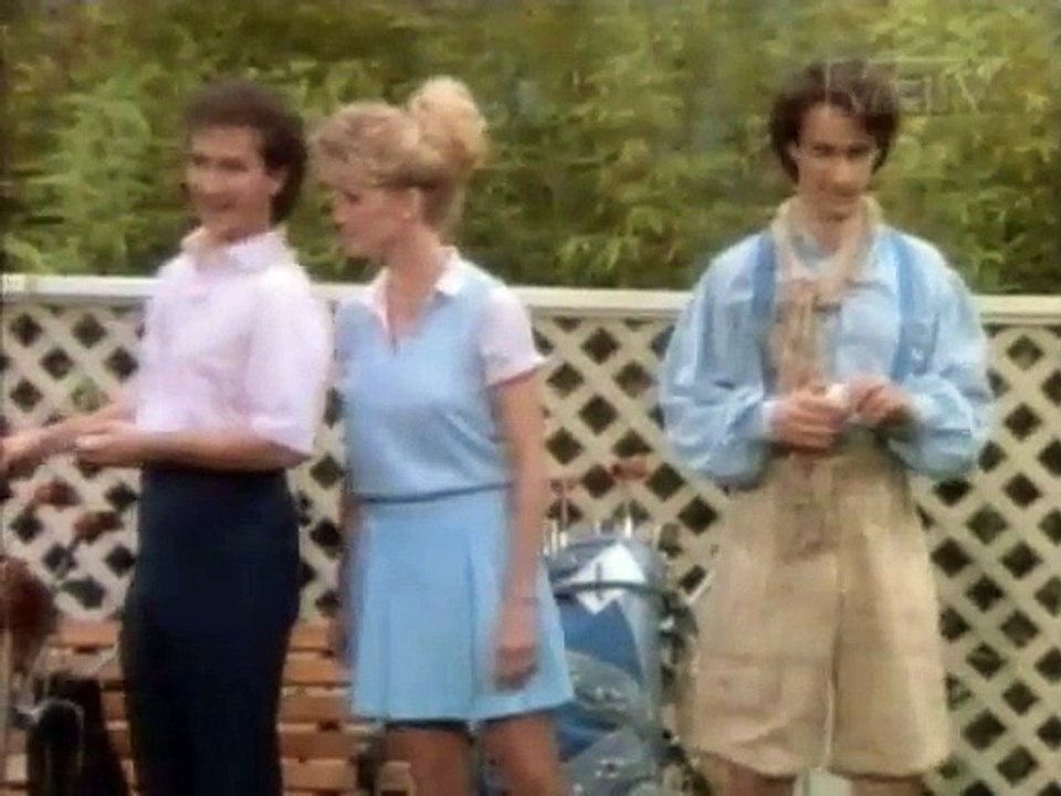 Perfect Strangers - S5 E09 Hello Ball