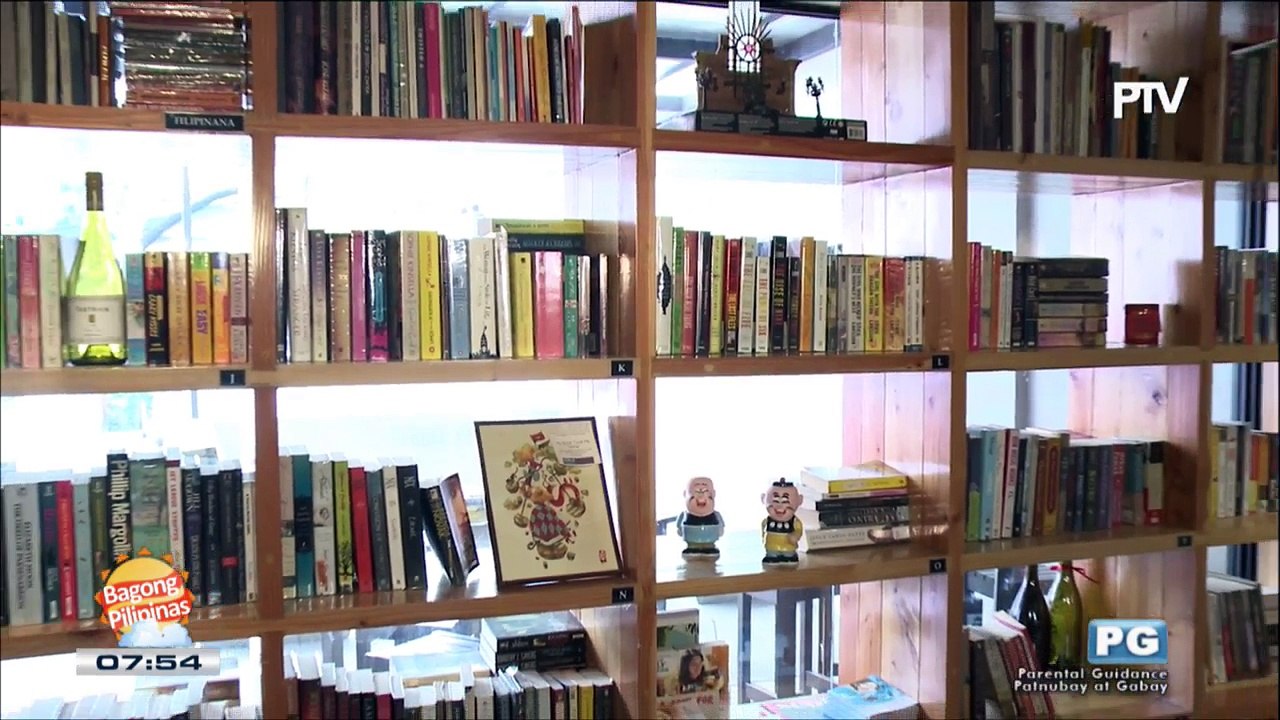 FRIDATES: Tweedle Book Café