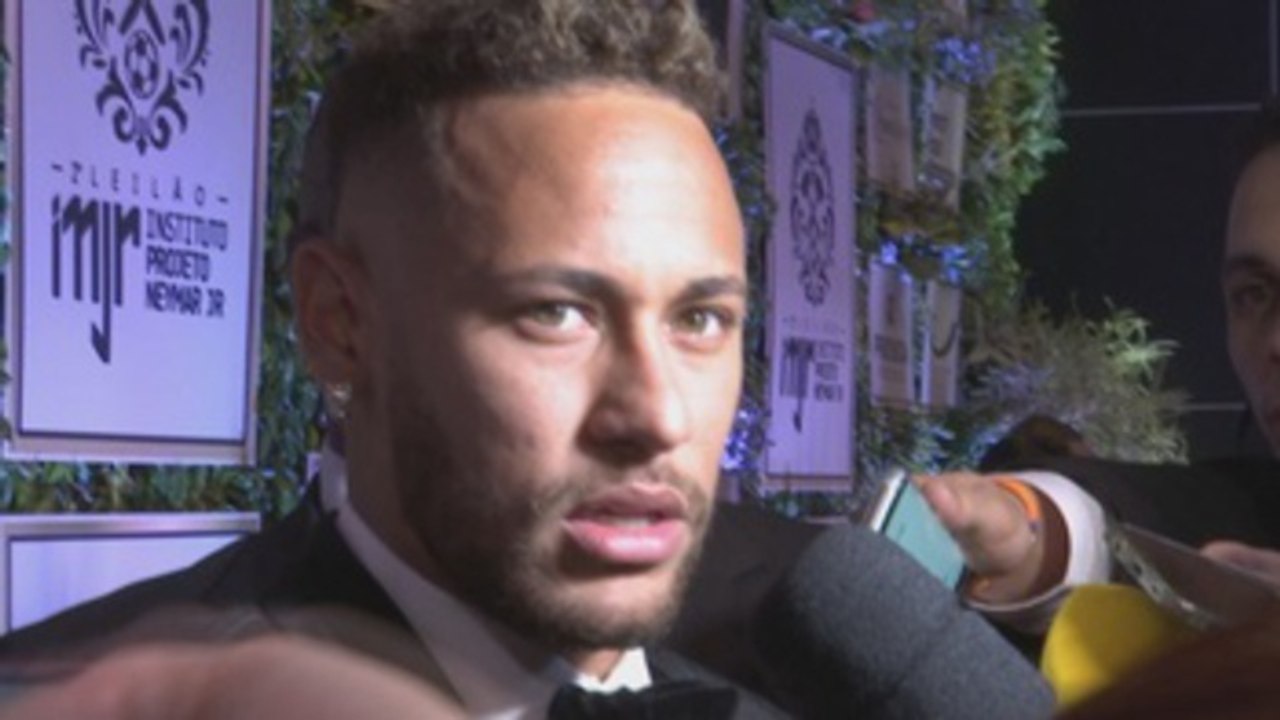Neymar acaba con los rumores y asegura que sigue en el París Saint-Germain