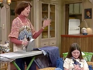 One Day at a Time - S02 E03