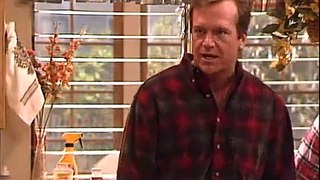 Roseanne - S05 E09 Stand On Your Man