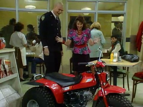 Night Court - S03 E11 Walk Away, Renee