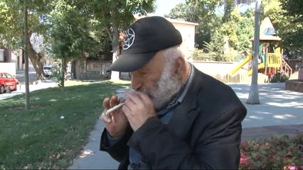 82 Yaşındaki Nuri Amca'nın Müzik Tutkusu