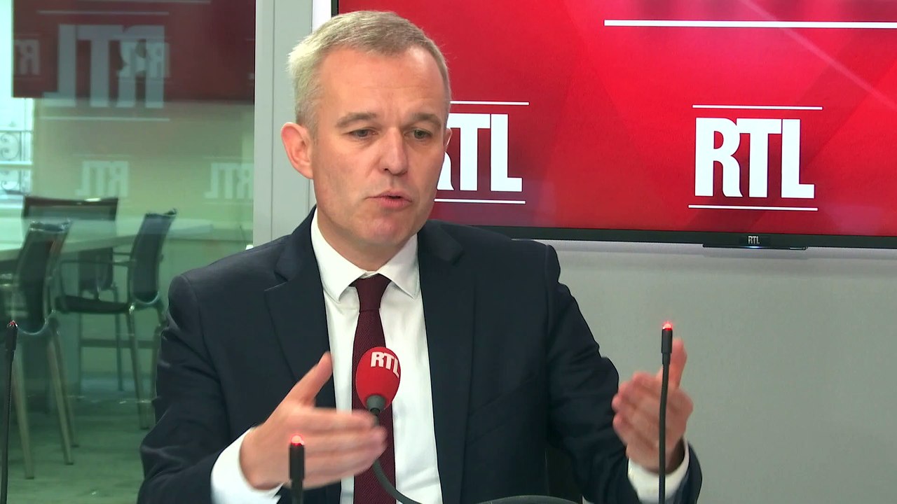 Révision constitutionnelle : "Dès hier soir, nous avons repris nos travaux", lance François de Rugy