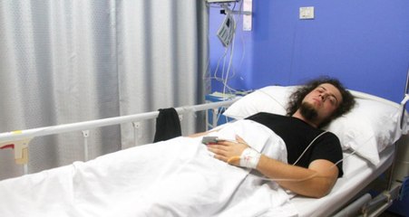 Kobra Yılanının Isırdığı Aref, Ayaklarındaki His Kaybından Dolayı Yürüyemiyor