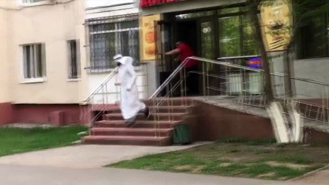 МАСҚАРА! ҚАЗАҚ Жігіті Астанада 12 адамды жарды! | Қазақ Таксист қазақ қызын емес