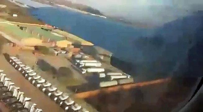 Motoru alev alan uçağın düşme anı yolcu tarafından saniye saniye kaydedildi