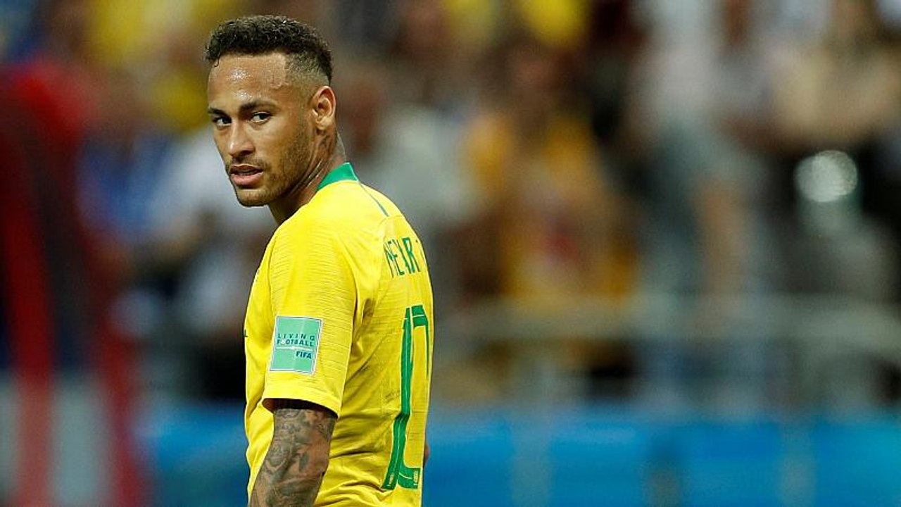 Neymar reste au PSG