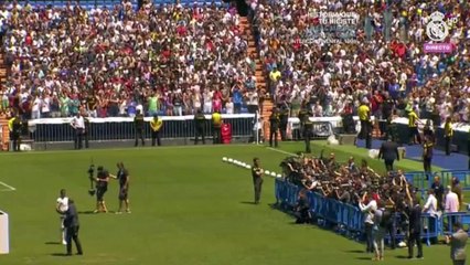 Vinicius pisa el Bernabeu