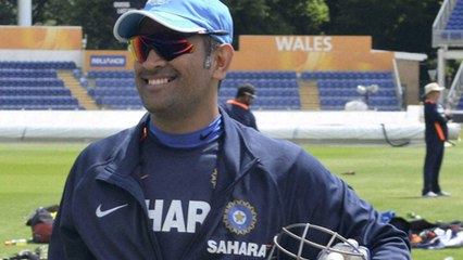 MS Dhoni's Stunning Fresh Look