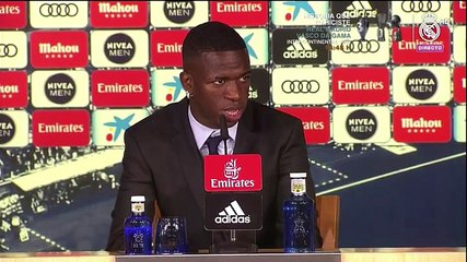Vinicius: "Como jugador me parezco más a Neymar que a Ronaldo"