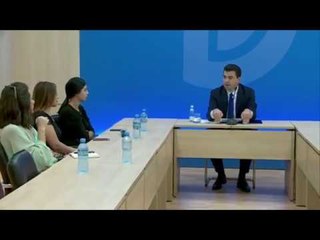 Basha kërcënon për teatrin - News, Lajme - Vizion Plus