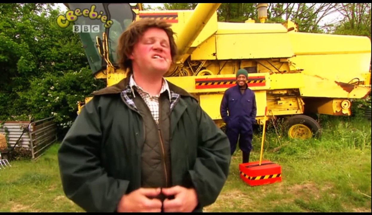 Gigglebiz Farmer Dung going to tell us about different types of soil