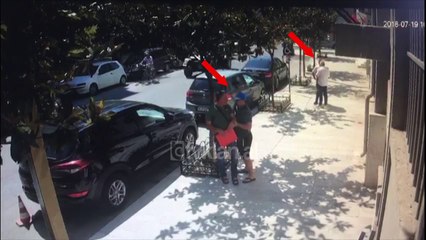 Publikohen pamje të rrahjes së avokatit Ilia Ilia