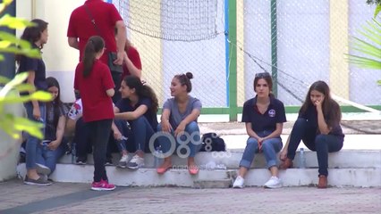 Ora News - Ministria e Arsimit rrit programet dy vjeçare për studentët me mesatare nën 6