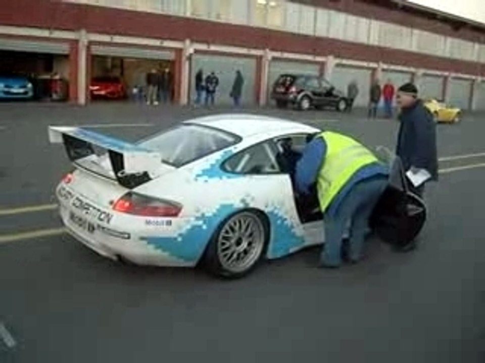 porche GT3 et ma mère ki sor...lol