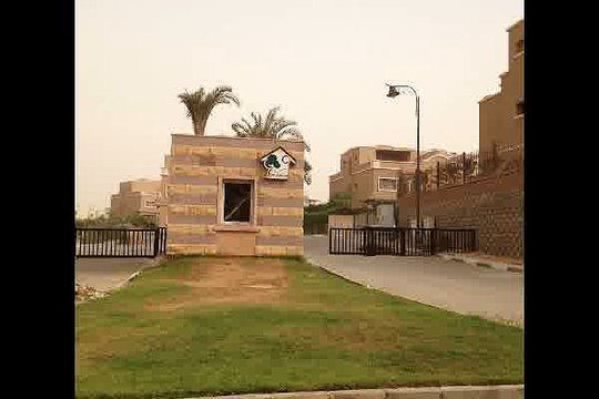 Amazing town house corner in mina residence immediate delivery