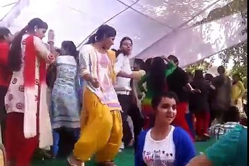 College girls local free style dance haryanvi song