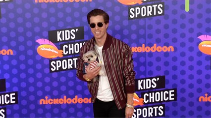 Shaun White 2018 Kids' Choice Sports Awards Orange Carpet