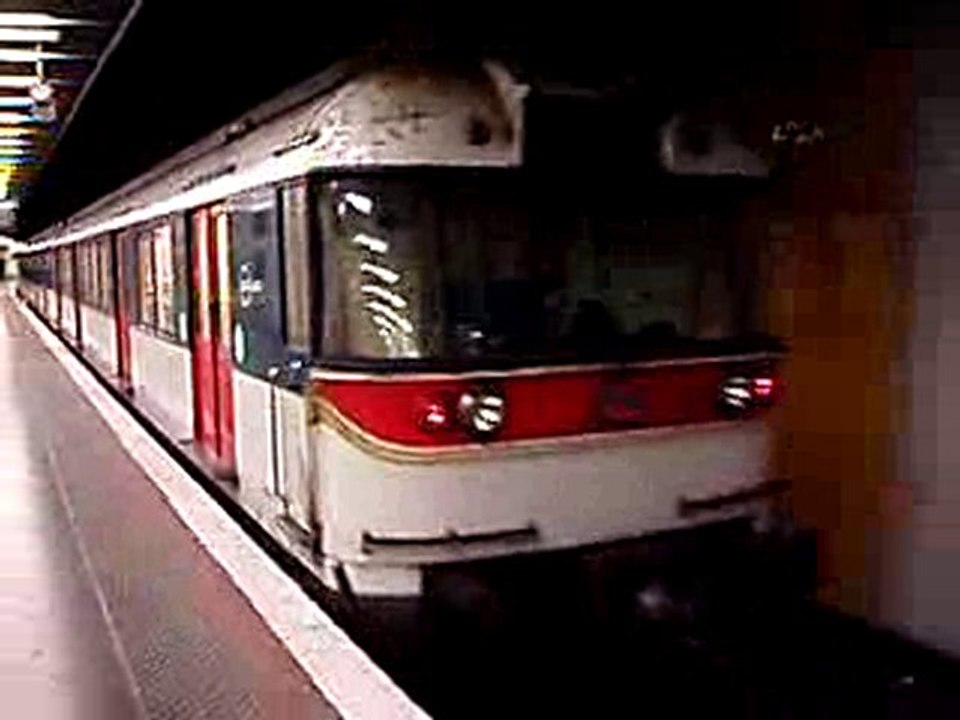 MS61 : Départ de la gare de Saint Germain en Laye sur la ligne A du RER