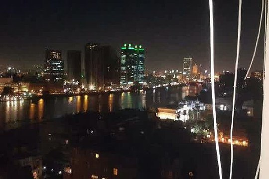 شقة للايجار 3 غرف نوم تطل علي النيل الزمالك