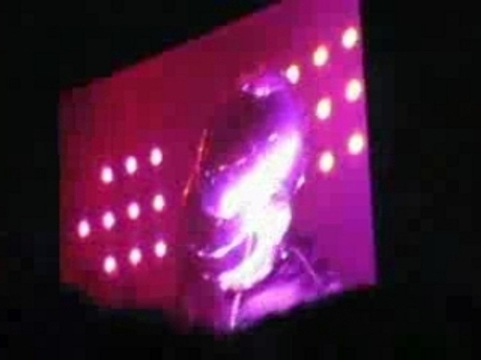 Daft punk-Harder better stronger live