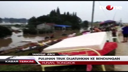 Tanggul Jebol, Puluhan Truk Sengaja 'Dibuang' ke Sungai