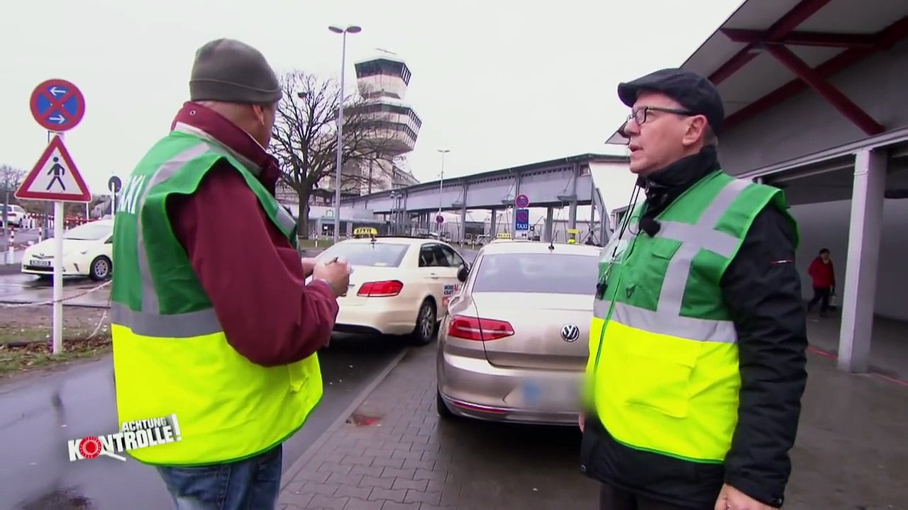 Heul doch! Taxikontrolleure beleidigt! | Achtung Kontrolle | kabel eins