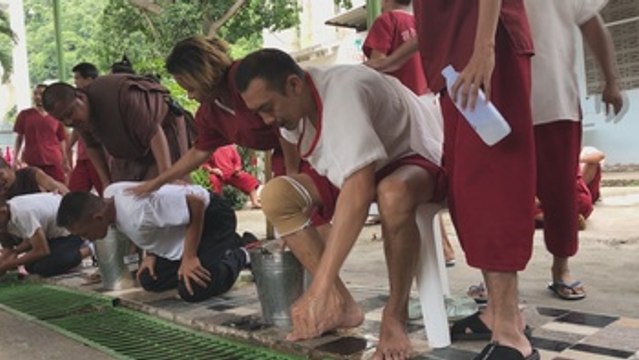 Un templo tailandés ofrece una fórmula secreta para la desintoxicación de drogas