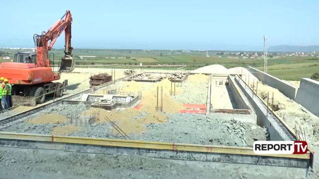 Report TV- Siguria në plazhe, ministri Xhafaj marrëveshje bashkëpunimi me homologun kosovar