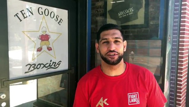 Famous Boxer Amir Khan giving message to the British Pakistani community