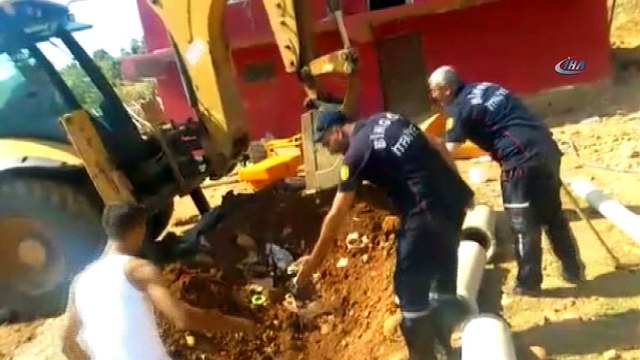 Boruda mahsur kalan yavru köpek kurtarıldı