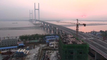 "中, 신압록강대교 개통 위해 천억 지원" / YTN