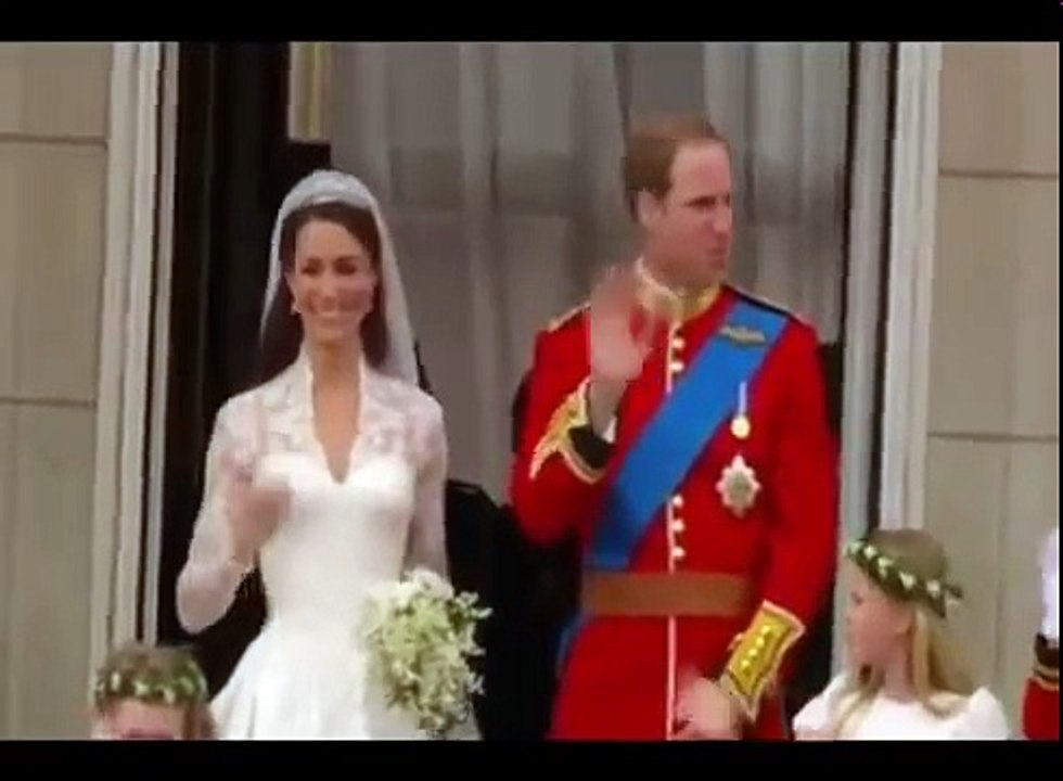 Real Paranormal news !!Lady Diana Ghost at prince william wedding