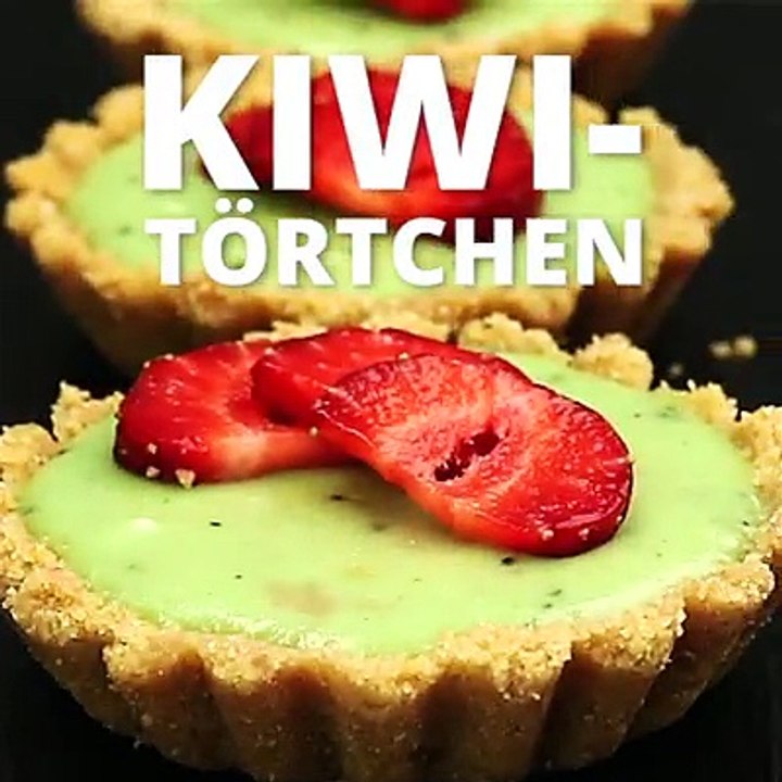Diese Kiwi-Törtchen sind toll als Dessert oder einfach so! ZUM REZEPT 