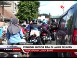 Pemudik dengan Sepeda Motor Padati Jalur Selatan