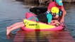 ON FAIT DU SURF ! Swan et Néo Testent le Wakeboard en Mer 