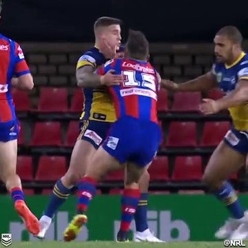 Australie : Il donne un coup de poing à soi-même !