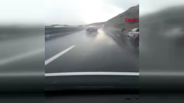 Kocaeli Tem Otoyolu'nda Zincirleme Kaza 1 Yaralı Hd