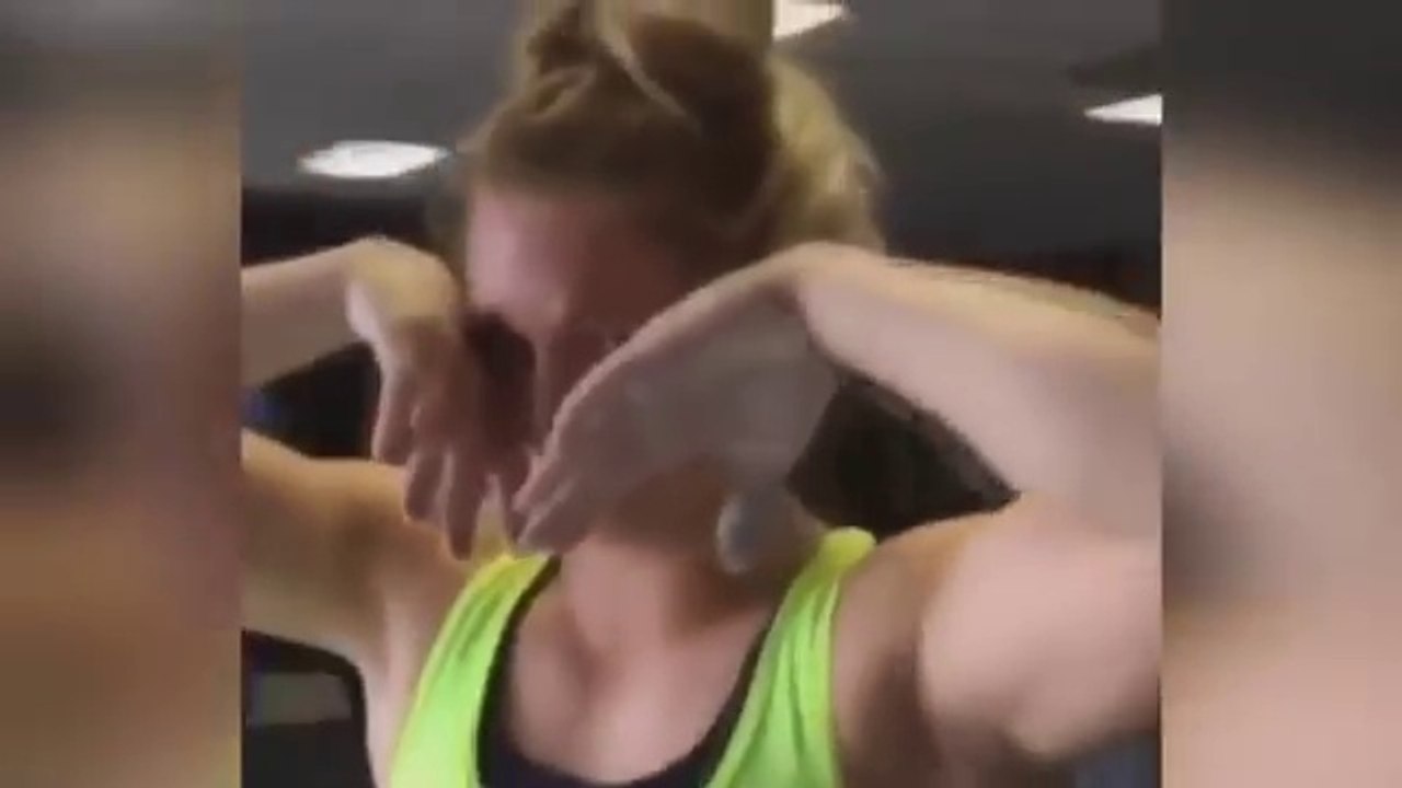 Hot girls Top Weightlifting Fail Workout fails Compilation