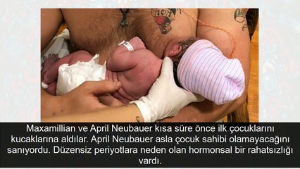 Bebeğini emziren baba! Görenler hayrete düştü