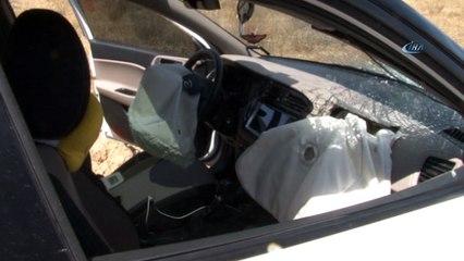 Otomobil ile motosiklet çarpıştı: 1 ölü, 8 yaralı